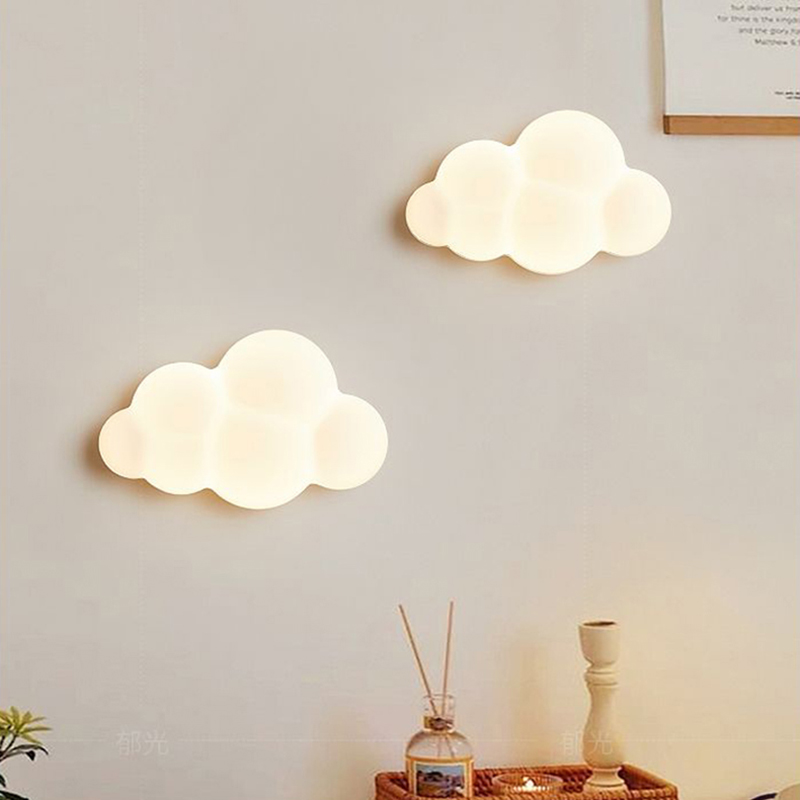 Baby Nursery Wall Lights - Настенные светильники с белыми облаками для